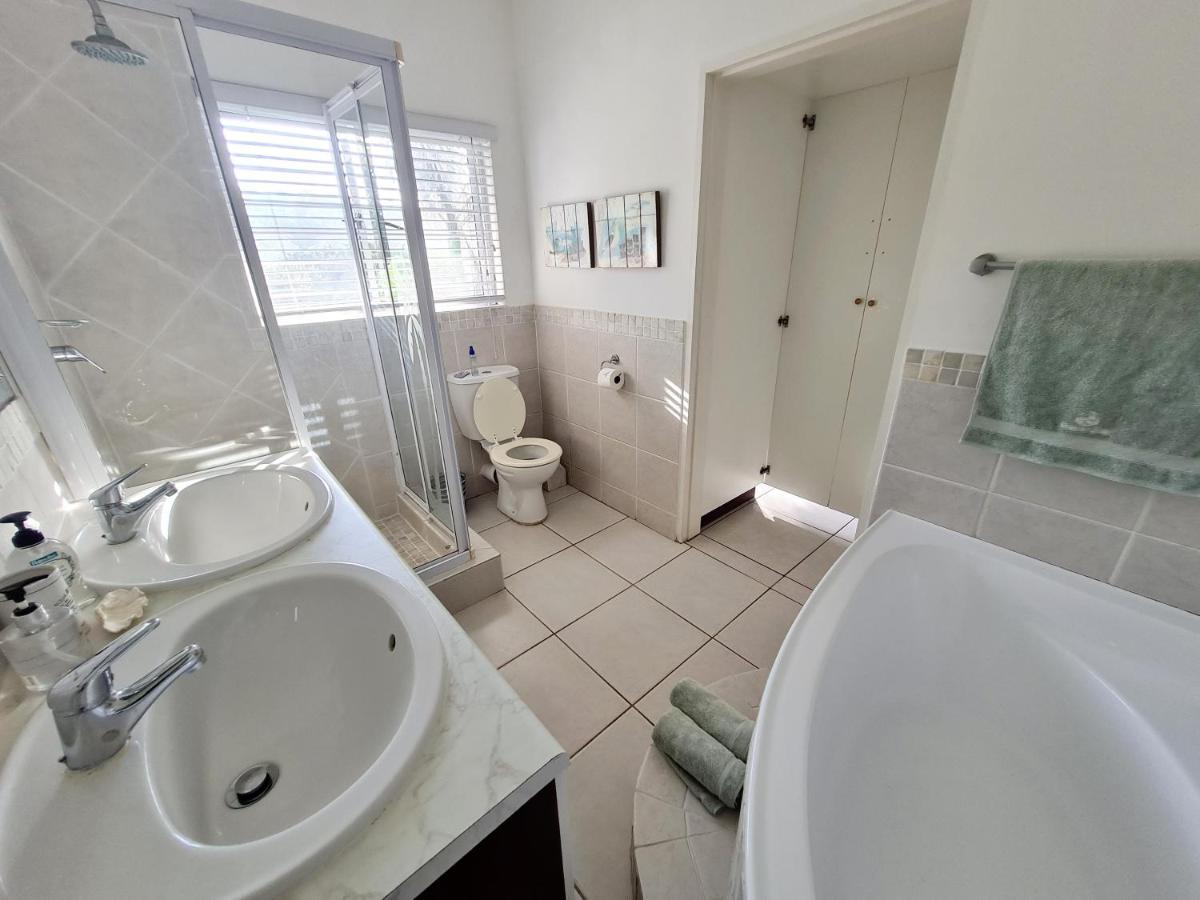 Shaka'S Seat Guesthouse Ballito Dış mekan fotoğraf